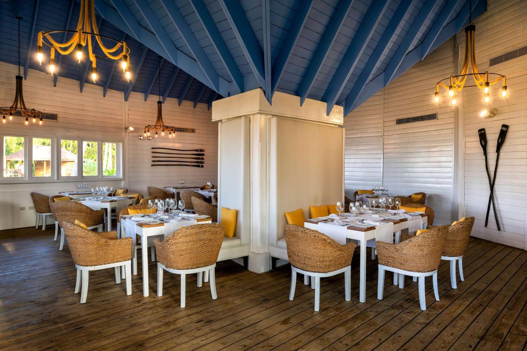 Viva V Samana By Wyndham, A Trademark Adults All Inclusive Las Terrenas Ngoại thất bức ảnh Restaurant